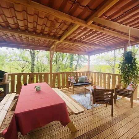 شاليه Dans Les Bois *